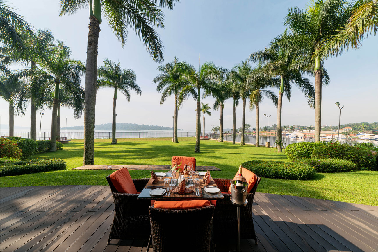 Speke resort Munyonyo -presidential suite bedroom